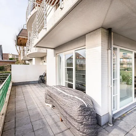 Apartment Near With Terrace, Cleaning Included *