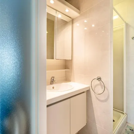 Near With Terrace, Cleaning Included Apartment *