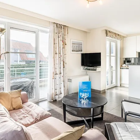 Near With Terrace, Cleaning Included Apartment *